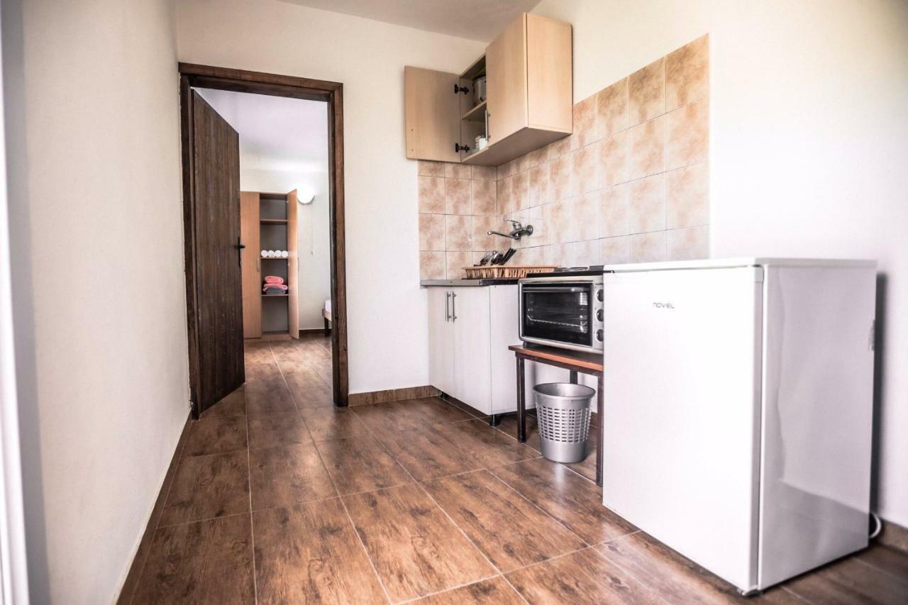 Apartments Ljujic Kruče Kültér fotó